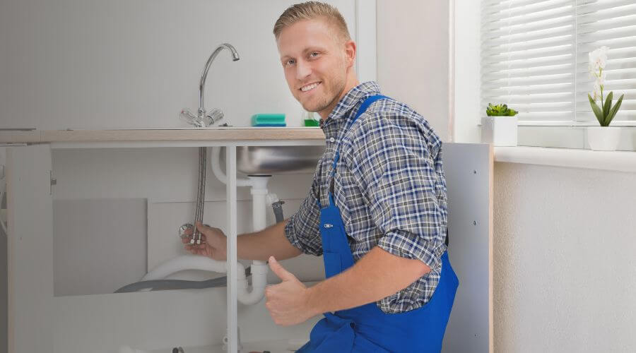 Professional water heater repair in Plainville, IL